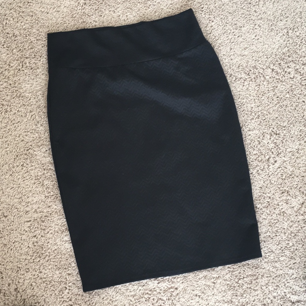 Lularoe black patterned pencil skirt